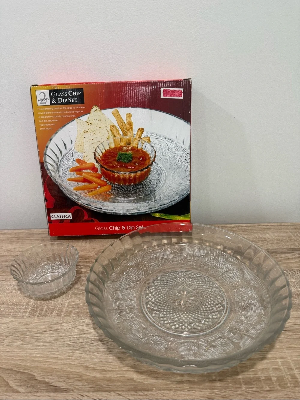 Classica Glass Chip and Dip Set 2 Piece Platter Serving Bowl Party Platter Box